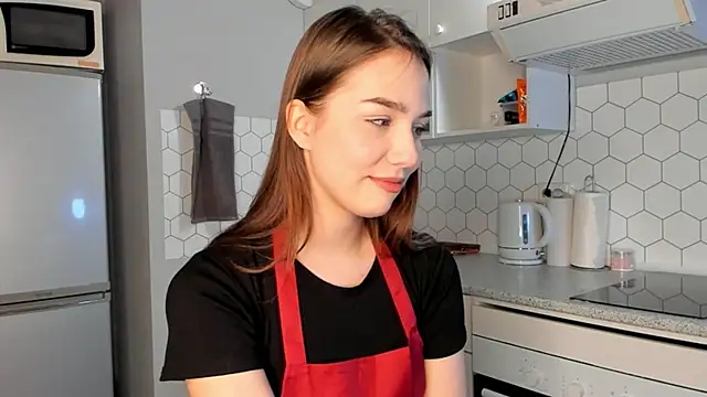 Snapshot of Tate_Angel chatting on 12/15/24, 04:26 Tate Angel online show from 12/15/24, 04:26