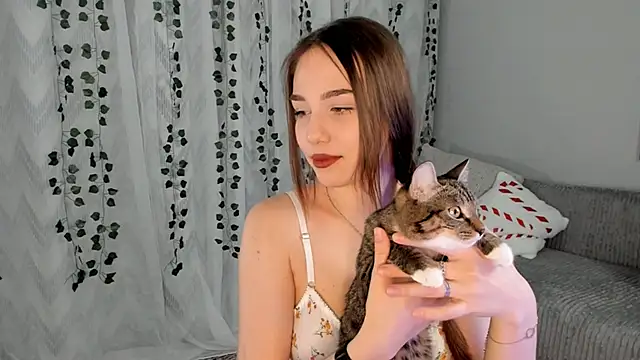 Snapshot of Tate_Angel chatting on 03/04/25, 06:18 Tate Angel online show from 03/04/25, 06:18