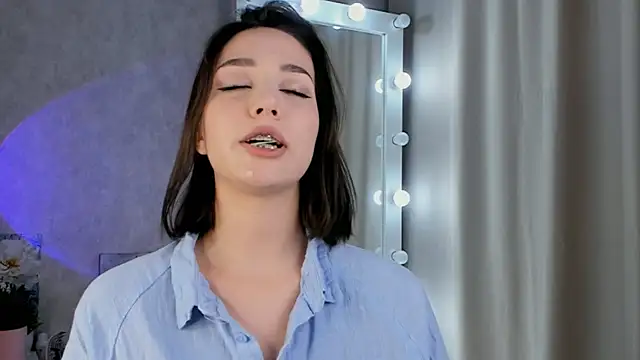 Snapshot of Tate_Angel chatting on 09/26/25, 06:23 Tate Angel online show from 09/26/25, 06:23