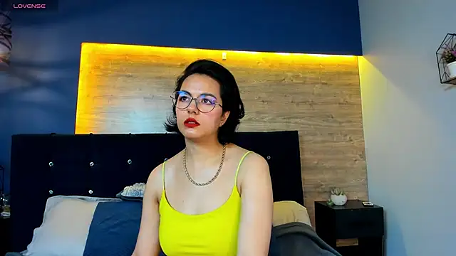 victoria byte online show from 11/16/25, 08:25