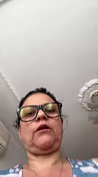 Snapshot of Sharongirl07 chatting on 02/18/25, 06:15 Sharongirl07 online show from 02/18/25, 06:15