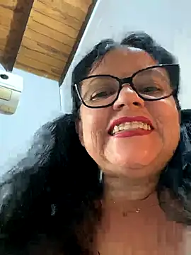 Snapshot of Sharongirl07 chatting on 09/23/25, 11:02 Sharongirl07 online show from 09/23/25, 11:02