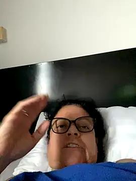 Snapshot of Sharongirl07 chatting on 10/11/25, 11:09 Sharongirl07 online show from 10/11/25, 11:09