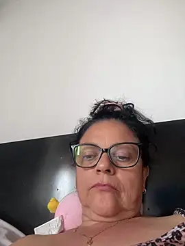 Snapshot of Sharongirl07 chatting on 10/11/25, 11:47 Sharongirl07 online show from 10/11/25, 11:47