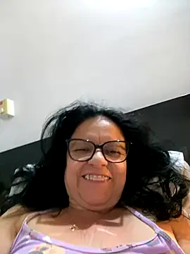 Snapshot of Sharongirl07 chatting on 11/12/25, 10:37 Sharongirl07 online show from 11/12/25, 10:37