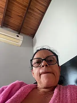 Sharongirl07 online show from 12/18/25, 08:48