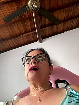 Sharongirl07 online show from 01/14/26, 02:23