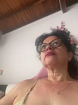 Sharongirl07 online show from 04/13/26, 12:54