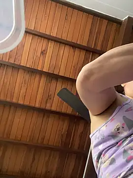 Sharongirl07 online show from 04/22/26, 12:39