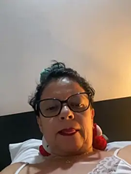 Sharongirl07 online show from 07/12/26, 02:46