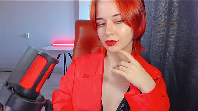 mollyposhh online show from 09/19/25, 02:18