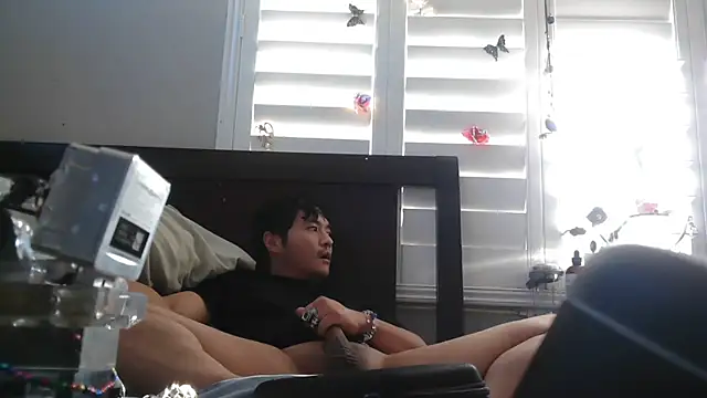 cloudyspun online show from 11/23/25, 03:56