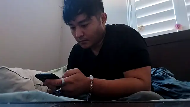 cloudyspun online show from 12/15/25, 09:08