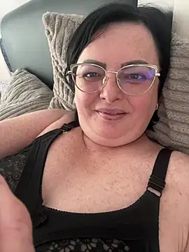 Amandamuller1982 online show from 12/19/24, 07:40