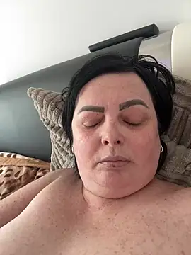 Snapshot of Amandamuller1982 chatting on 03/04/25, 11:08 Amandamuller1982 online show from 03/04/25, 11:08