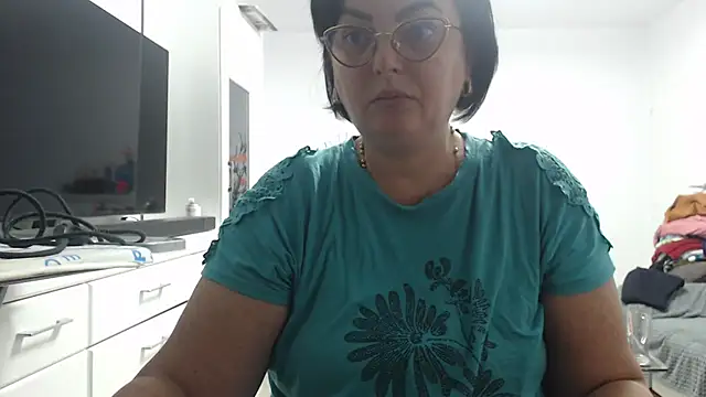 Snapshot of Amandamuller1982 chatting on 10/10/25, 10:31 Amandamuller1982 online show from 10/10/25, 10:31