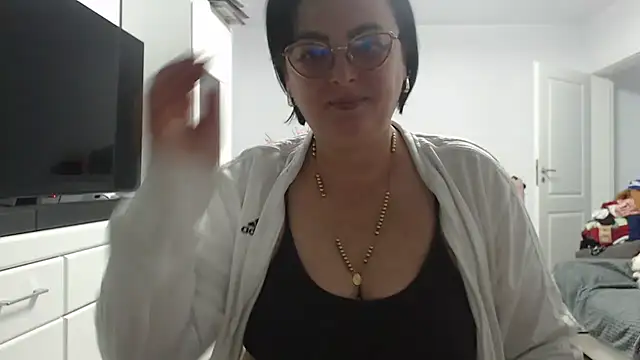 Snapshot of Amandamuller1982 chatting on 11/02/25, 03:47 Amandamuller1982 online show from 11/02/25, 03:47