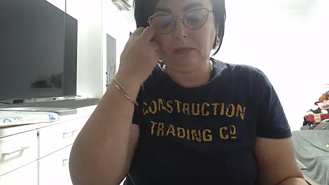 Snapshot of Amandamuller1982 chatting on 11/04/25, 11:15 Amandamuller1982 online show from 11/04/25, 11:15