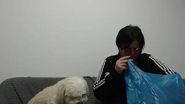 Snapshot of Amandamuller1982 chatting on 11/22/25, 05:01 Amandamuller1982 online show from 11/22/25, 05:01