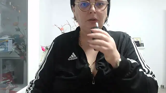 Snapshot of Amandamuller1982 chatting on 11/23/25, 11:59 Amandamuller1982 online show from 11/23/25, 11:59