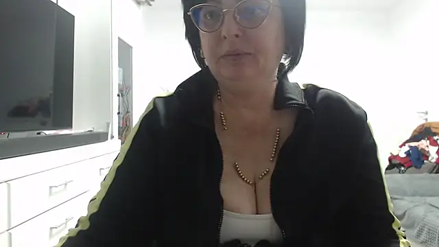 Snapshot of Amandamuller1982 chatting on 11/29/25, 11:41 Amandamuller1982 online show from 11/29/25, 11:41