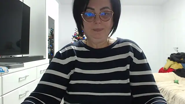 Snapshot of Amandamuller1982 chatting on 12/14/25, 09:30 Amandamuller1982 online show from 12/14/25, 09:30