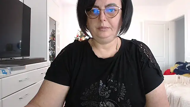 Snapshot of Amandamuller1982 chatting on 12/16/25, 07:35 Amandamuller1982 online show from 12/16/25, 07:35