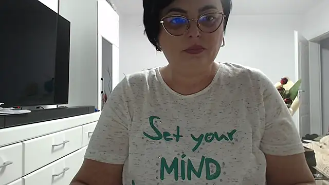 Amandamuller1982 online show from 03/06/26, 04:53