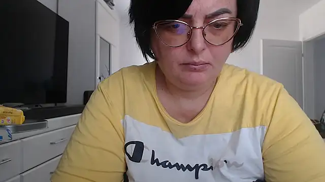 Amandamuller1982 online show from 03/17/26, 09:56