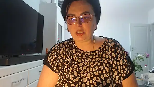 Amandamuller1982 online show from 05/29/26, 07:39