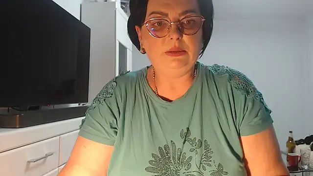Amandamuller1982 online show from 06/03/26, 08:58
