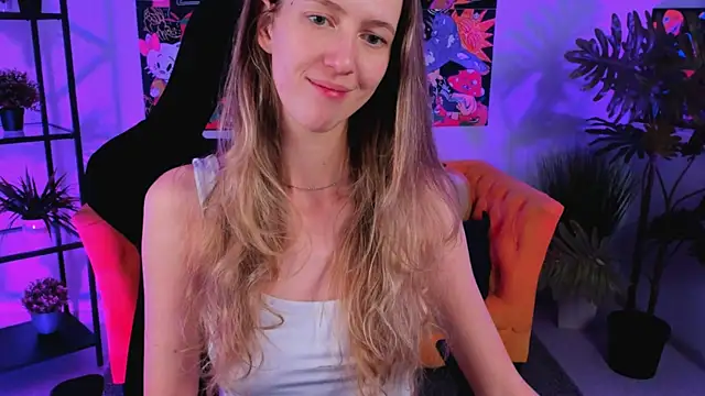 Snapshot of Sharon_Evansi chatting on 12/26/24, 02:59 Sharon Evansi online show from 12/26/24, 02:59