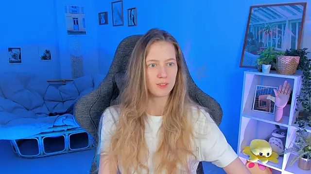 Snapshot of Sharon_Evansi chatting on 03/09/25, 03:16 Sharon Evansi online show from 03/09/25, 03:16