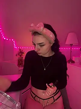 AdelinaAlia online show from 02/18/26, 07:32