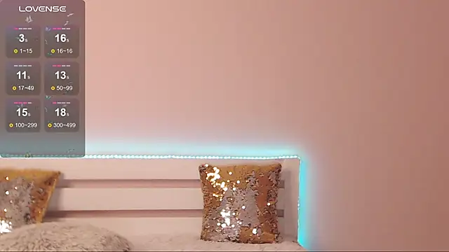 Snapshot of AureliaNoir_ chatting on 12/19/24, 08:13 AureliaNoir online show from 12/19/24, 08:13