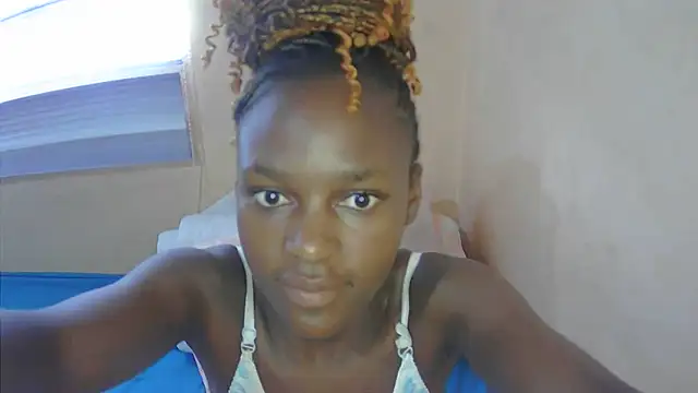 Snapshot of SexyEbonySlender chatting on 02/28/25, 07:58 SexyEbonySlender online show from 02/28/25, 07:58