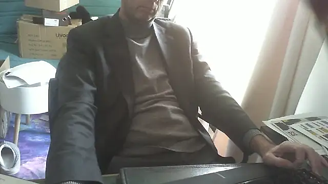 shyfrenchcock1 online show from 02/12/26, 02:34