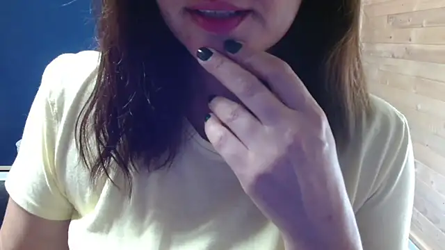 Snapshot of NovaBabe21 chatting on 09/13/25, 05:07 NovaBabe21 online show from 09/13/25, 05:07