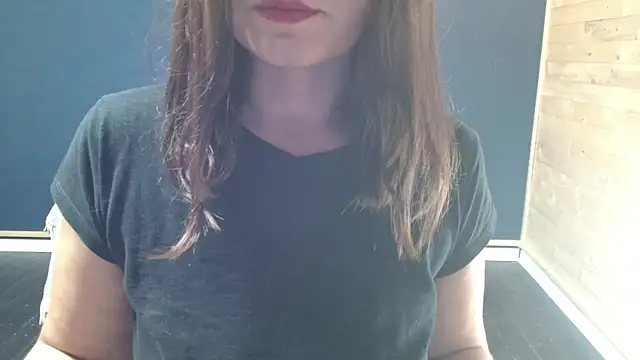Snapshot of NovaBabe21 chatting on 10/03/25, 08:33 NovaBabe21 online show from 10/03/25, 08:33