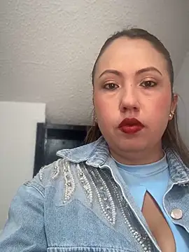 VIOLETA-25  online show from 10/28/25, 03:04