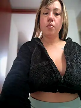 VIOLETA-25  online show from 11/20/25, 12:05