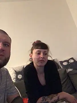 Snapshot of zra_andre chatting on 02/07/25, 06:56 zra andre online show from 02/07/25, 06:56