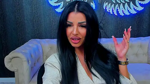 Snapshot of anemarieejolie chatting on 03/07/25, 07:05 anemarieejolie online show from 03/07/25, 07:05