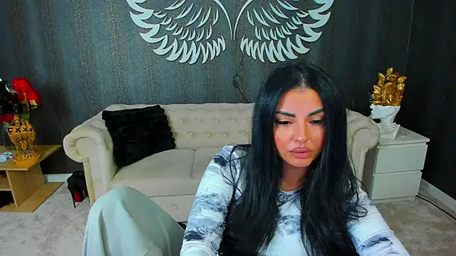 Snapshot of anemarieejolie chatting on 11/05/25, 05:57 anemarieejolie online show from 11/05/25, 05:57