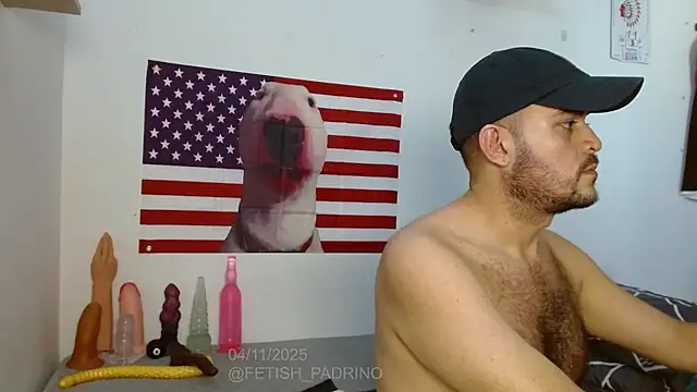 Snapshot of fetish_padrino chatting on 11/05/25, 01:55 fetish padrino online show from 11/05/25, 01:55