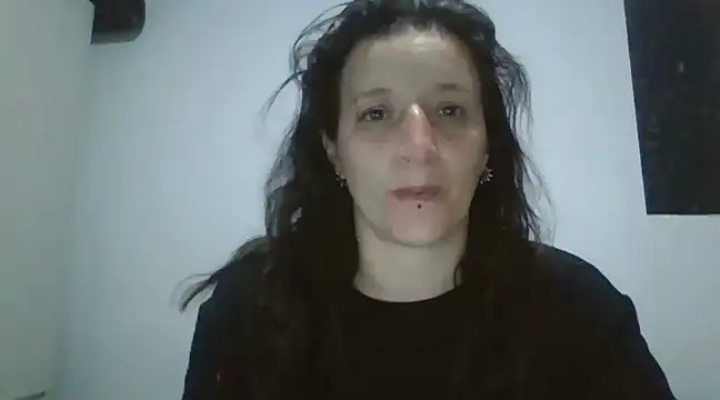 Snapshot of hanamy_joha chatting on 12/20/24, 11:26 hanamy joha online show from 12/20/24, 11:26