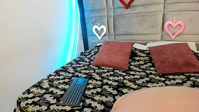 Im gaia online show from 02/12/25, 01:27