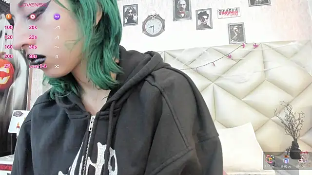 Im gaia online show from 10/22/25, 12:27