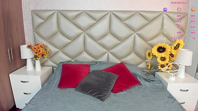 Im gaia online show from 11/08/25, 11:54