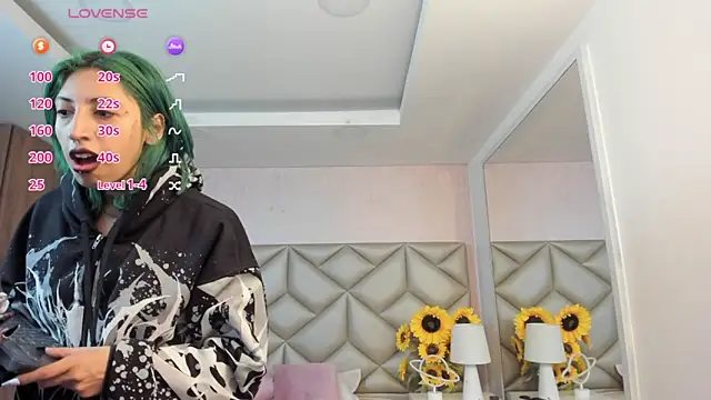 Im gaia online show from 11/26/25, 12:17